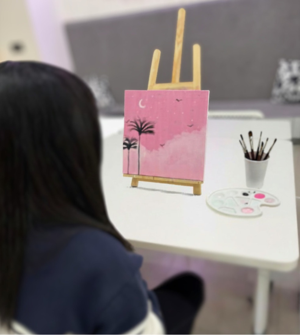 Atelier libre FunLab — peinture sur toile au studio